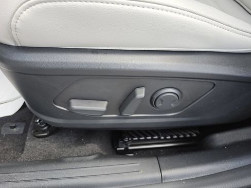 New 2026 Hyundai Tucson Limited FWD image 23