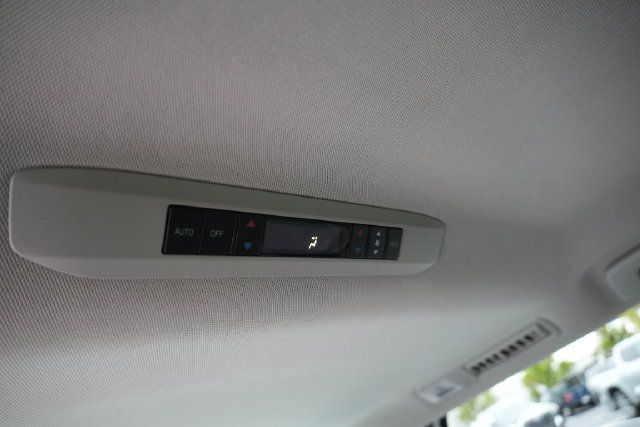 Used 2024 Toyota Sienna XLE FWD image 20