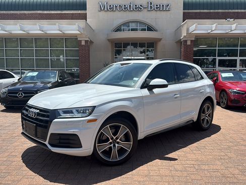 Used 2019 Audi Q5 2.0T Premium Plus w/ Premium Plus Package AWD/4WD image 1