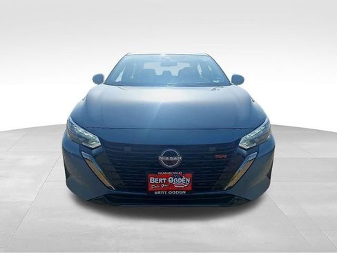 Certified 2024 Nissan Sentra SR FWD image 2