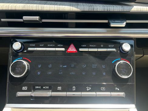 Certified 2025 Hyundai Santa Fe Calligraphy AWD/4WD image 22