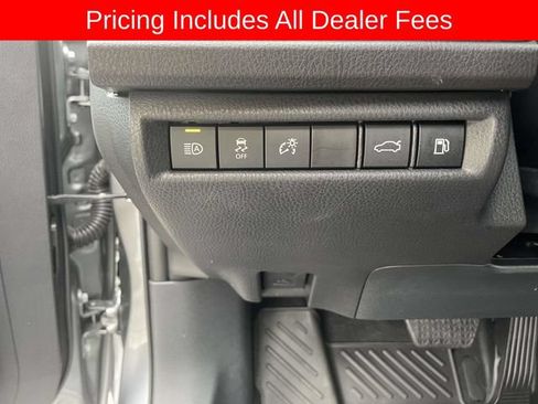 Used 2026 Toyota Camry XLE FWD image 22