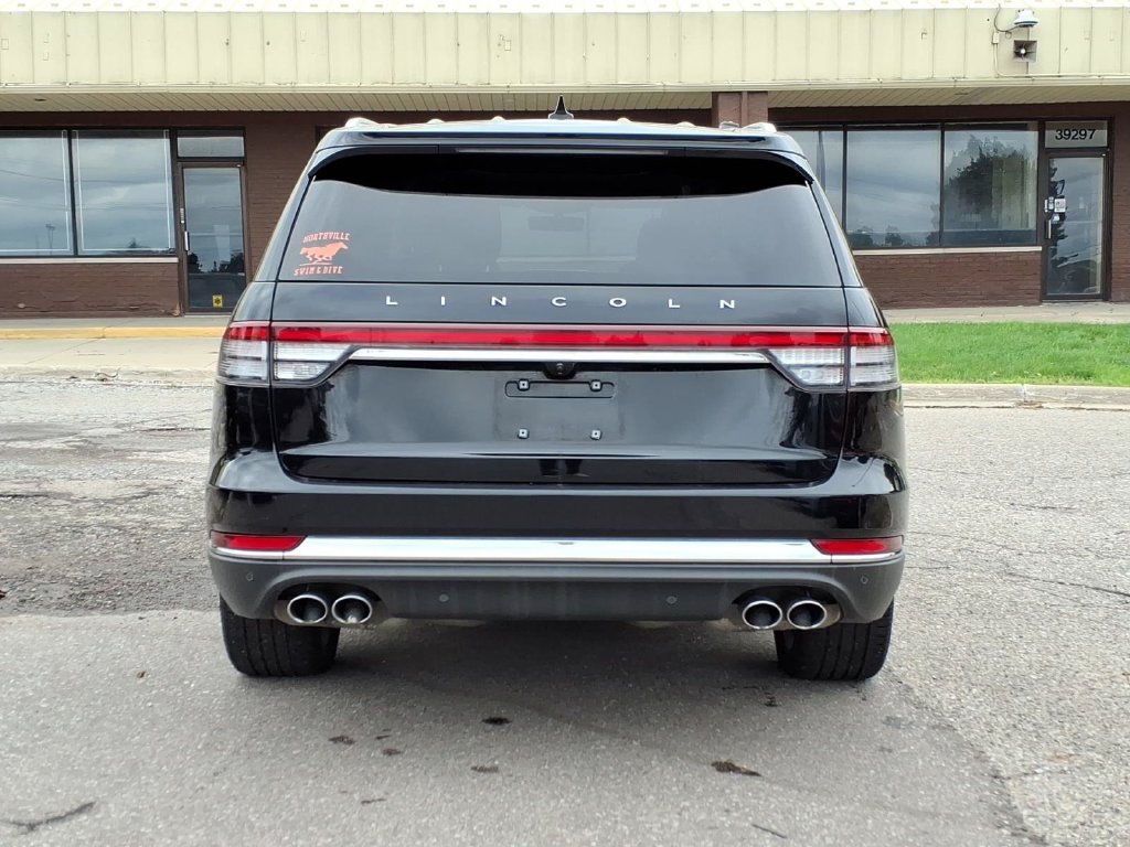 Used 2020 Lincoln Aviator Reserve w/ Equipment Group 201A AWD/4WD image 4