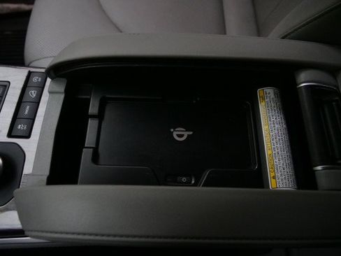 Used 2021 Toyota Highlander Limited AWD/4WD image 20