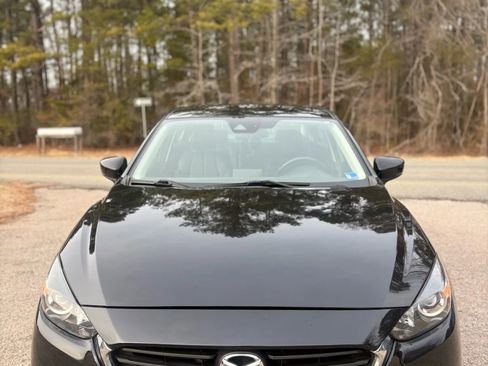 Used 2018 MAZDA MAZDA3 Touring image 6