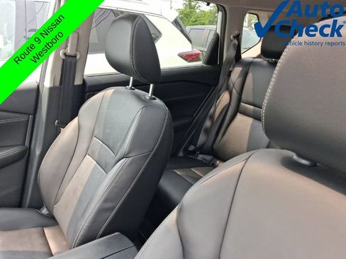 Used 2024 Nissan Rogue SL w/ SL Premium Package AWD/4WD image 30