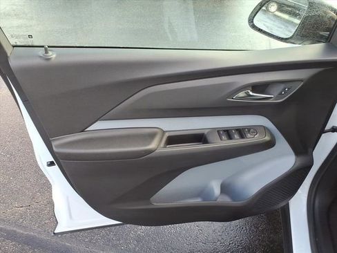 New 2027 Chevrolet Bolt LT image 11