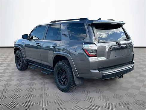 Used 2020 Toyota 4Runner SR5 Premium image 7