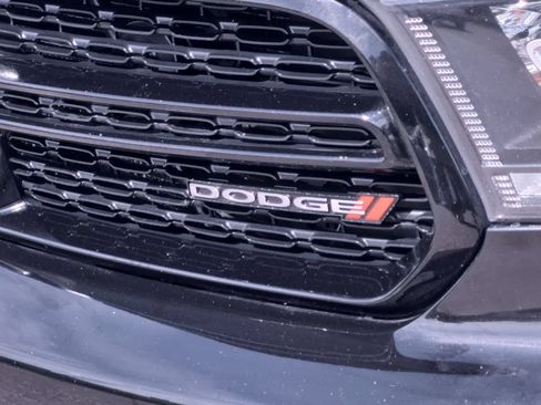Used 2018 Dodge Durango GT AWD/4WD image 12