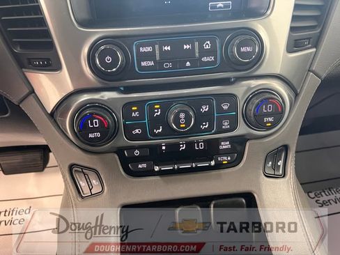 Used 2018 Chevrolet Suburban LT RWD image 50