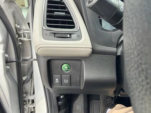 Used 2016 Honda HR-V EX-L image 19