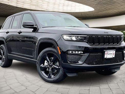 New 2025 Jeep Grand Cherokee Limited image 2