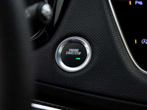 Used 2023 Cadillac XT5 Sportv image 19