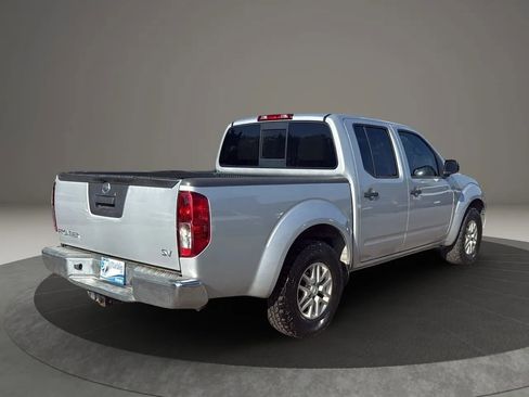 Used 2019 Nissan Frontier SV image 7