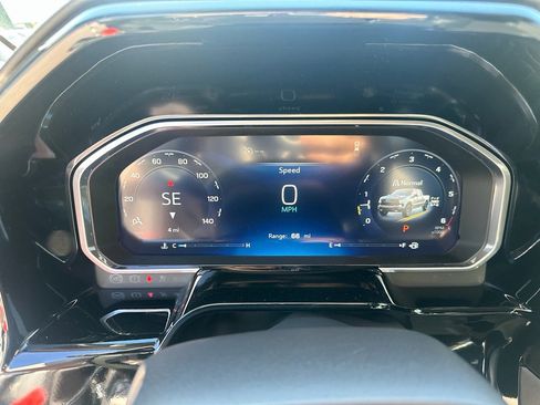 New 2026 Chevrolet Silverado 1500 LT Trail Boss w/ LT Trail Boss Premium Package AWD/4WD image 14