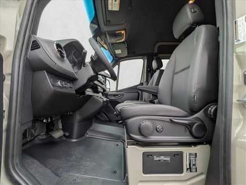 New 2026 Mercedes-Benz Sprinter 2500 image 4