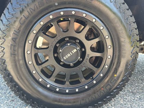 Used 2020 RAM 2500 Big Horn w/ Level 1 Equipment Group AWD/4WD image 27