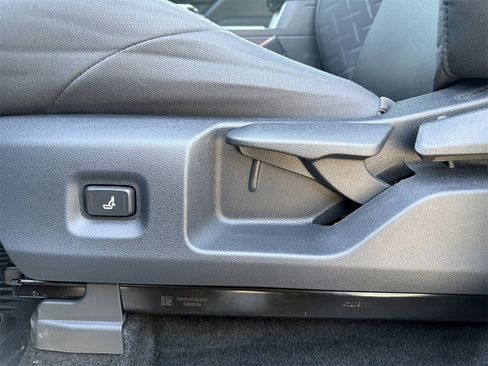 Used 2026 Toyota Tacoma SR5 image 14