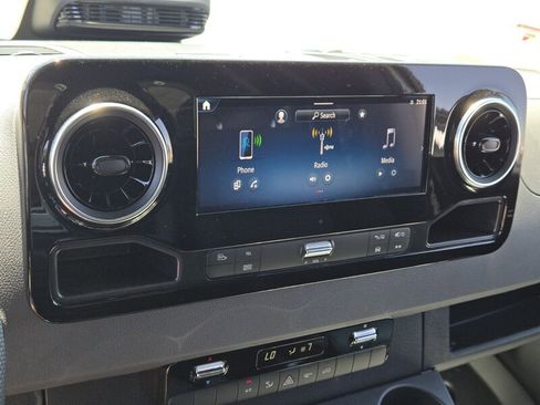 New 2025 Mercedes-Benz Sprinter 2500 image 29