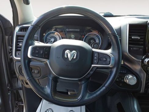Used 2022 RAM 1500 Limited AWD/4WD image 13