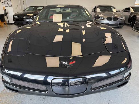 Used 2002 Chevrolet Corvette Z06 w/ Memory Pkg RWD image 6