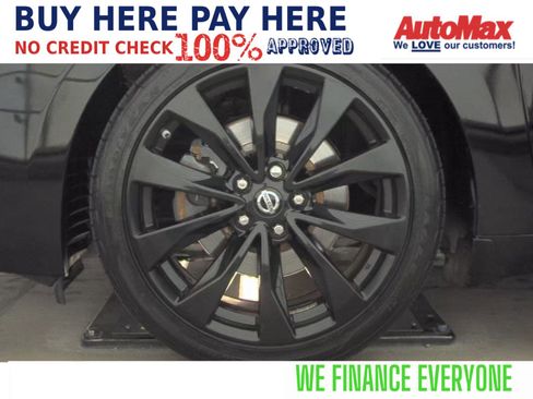 Used 2018 Nissan Maxima SR w/ Midnight Edition image 7