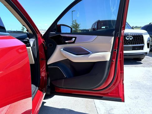 Used 2025 Acura MDX SH-AWD w/ Technology Package image 16
