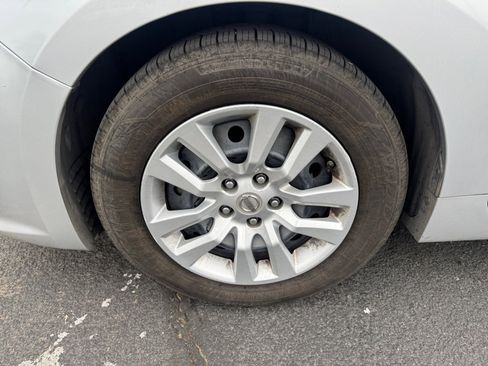 Used 2016 Nissan Altima 2.5 S w/ Power Driver Seat Package image 26