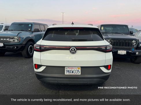 Used 2024 Volkswagen ID.4 2WD image 4