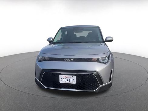 Used 2025 Kia Soul LX w/ LX Technology Package image 3