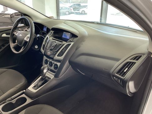 Used 2014 Ford Focus SE image 16
