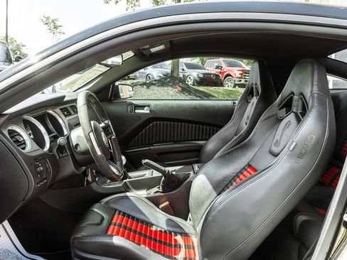 Used 2012 Ford Mustang Shelby GT500 w/ SVT Performance Pkg RWD image 26