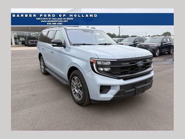 Certified 2025 Ford Expedition Active AWD/4WD image 1
