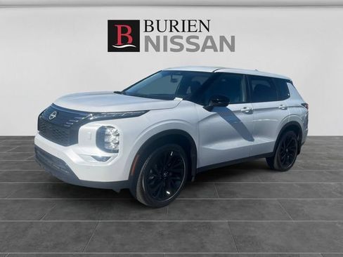New 2026 Nissan Rogue SL AWD/4WD image 1
