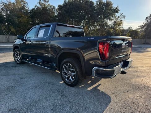 Used 2023 GMC Sierra 1500 SLT w/ SLT Premium Package image 6
