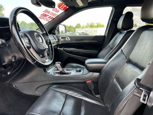 Used 2021 Jeep Grand Cherokee Limited w/ Luxury Group II AWD/4WD image 17