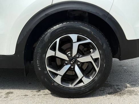 Used 2022 Kia Sportage LX FWD image 4