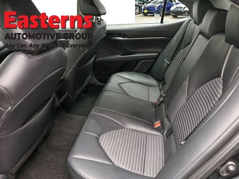 Used 2024 Toyota Camry SE w/ Cold Weather Package FWD image 22