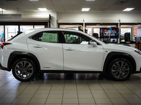 Certified 2021 Lexus UX 250h F Sport w/ Accessory Package (Z2) image 5