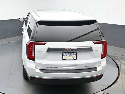 Used 2022 GMC Yukon XL SLT image 42