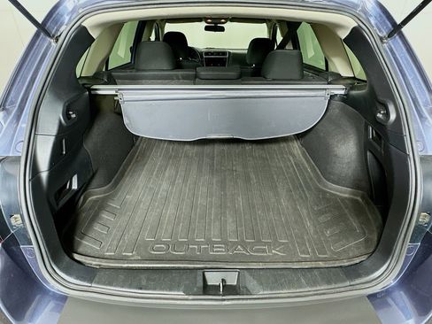 Used 2018 Subaru Outback 2.5i Premium AWD/4WD image 25