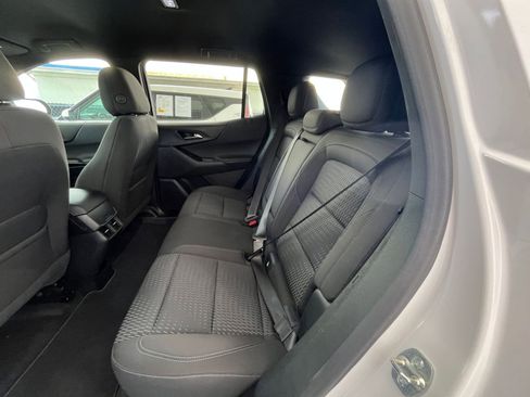 Used 2025 Chevrolet Equinox LT image 25