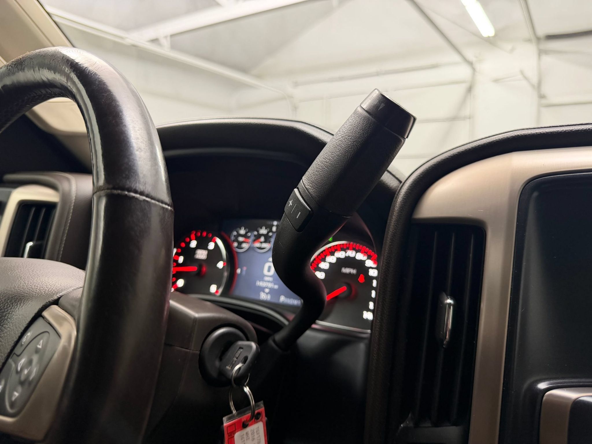 Used 2016 GMC Sierra 2500 Denali w/ Driver Alert Package AWD/4WD image 31