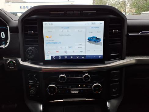 Used 2022 Ford F150 Lariat w/ Equipment Group 502A High image 11