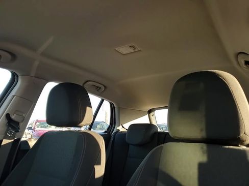 Used 2019 Chevrolet Trax LS image 21