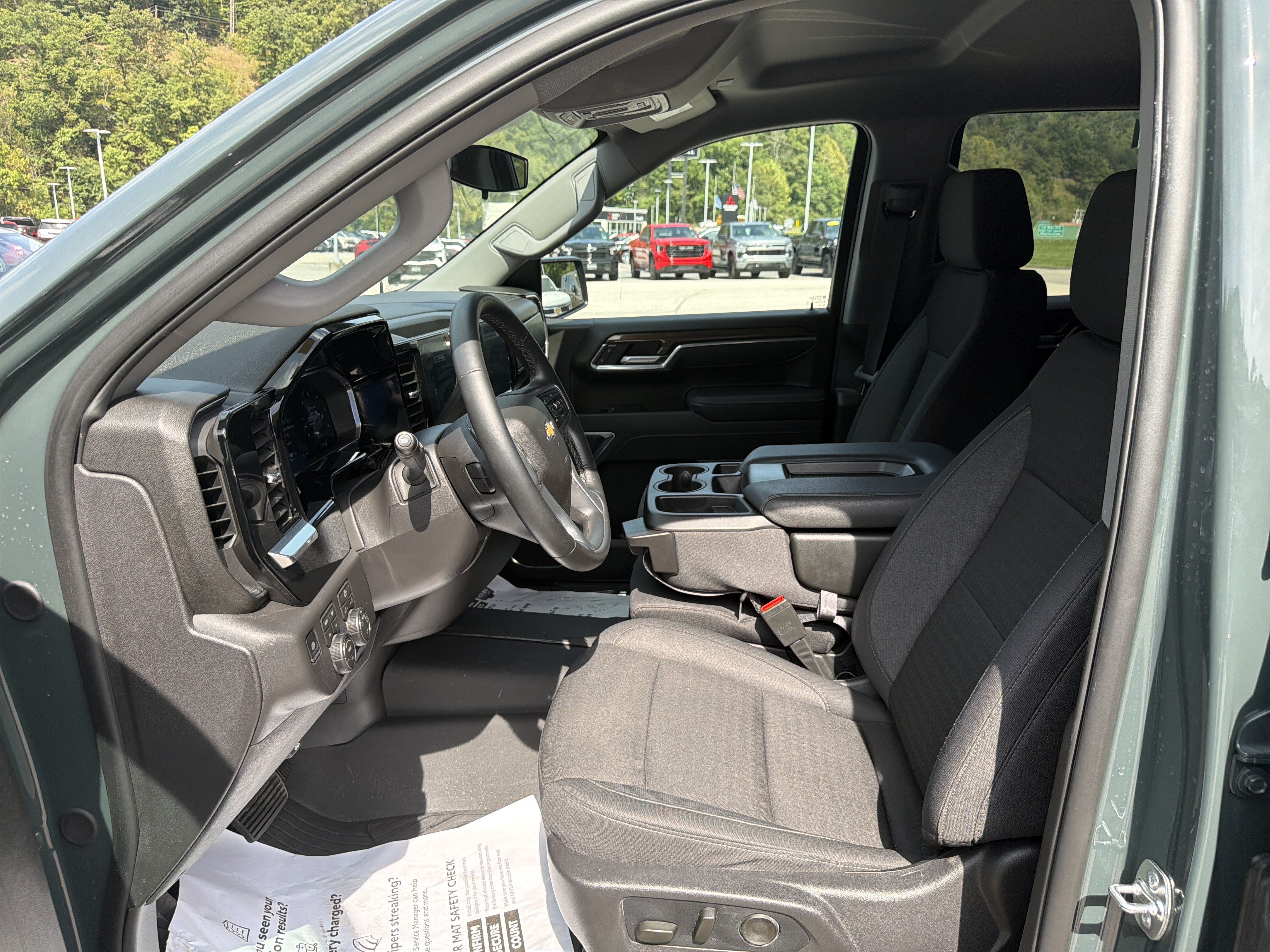 Used 2026 Chevrolet Silverado 1500 LT w/ All Star Edition Plus AWD/4WD image 15