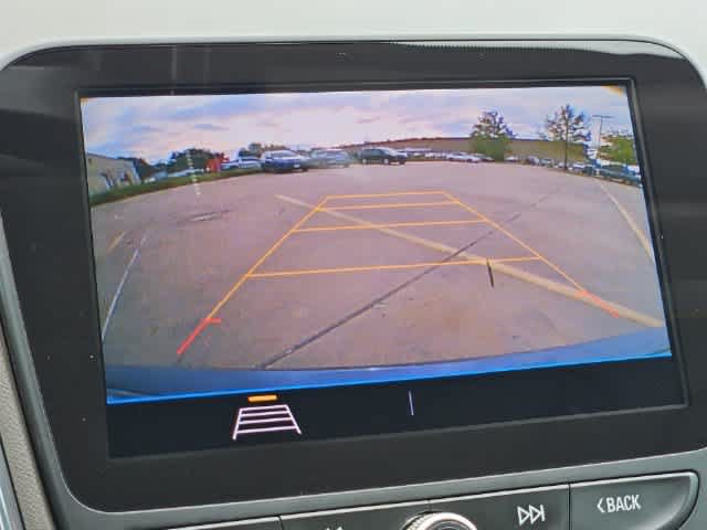 Used 2020 Chevrolet Malibu LT FWD image 23