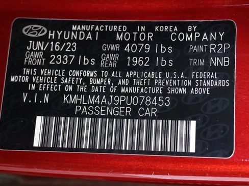 Used 2023 Hyundai Elantra Blue w/ Cargo Package FWD image 29