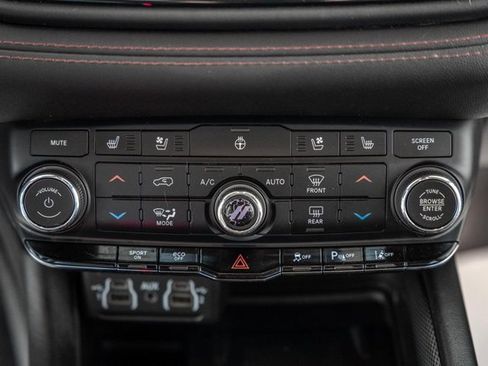 Used 2021 Dodge Durango R/T w/ Technology Group image 30