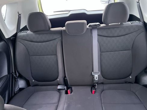 Used 2017 Kia Soul image 23
